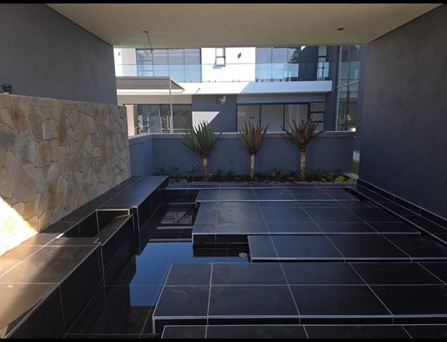 6 BEDROOM HOUSE FOR SALE IN MIDSTREAM HEIGHTS